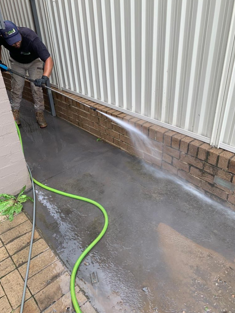 High Pressure Drain Jet Clearing Rhino Plumber